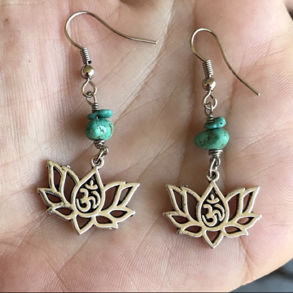 Handmade Boho turquoise om sign lotus flower set - Picture 5 of 9